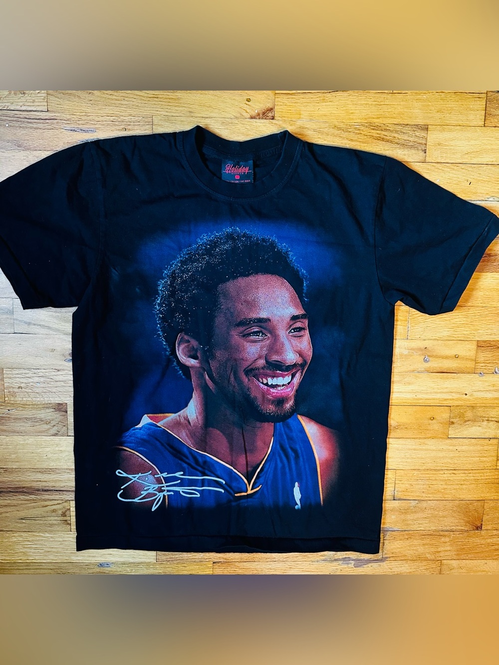 Kobe Bryant Portrait Vintage Style Black Graphic Tee 100% Cotton L